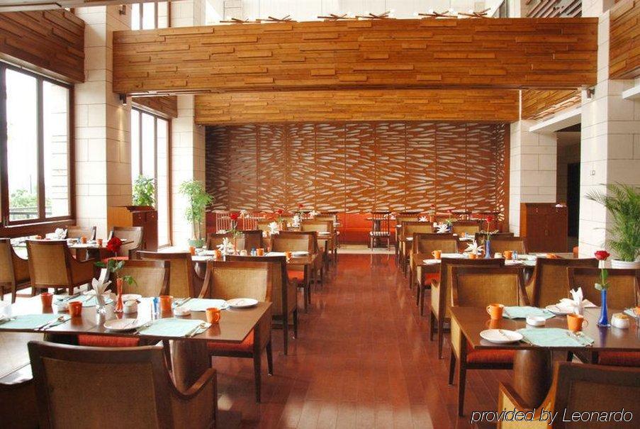 Man Wan Harmona Resort Shenzhen Restaurant bilde